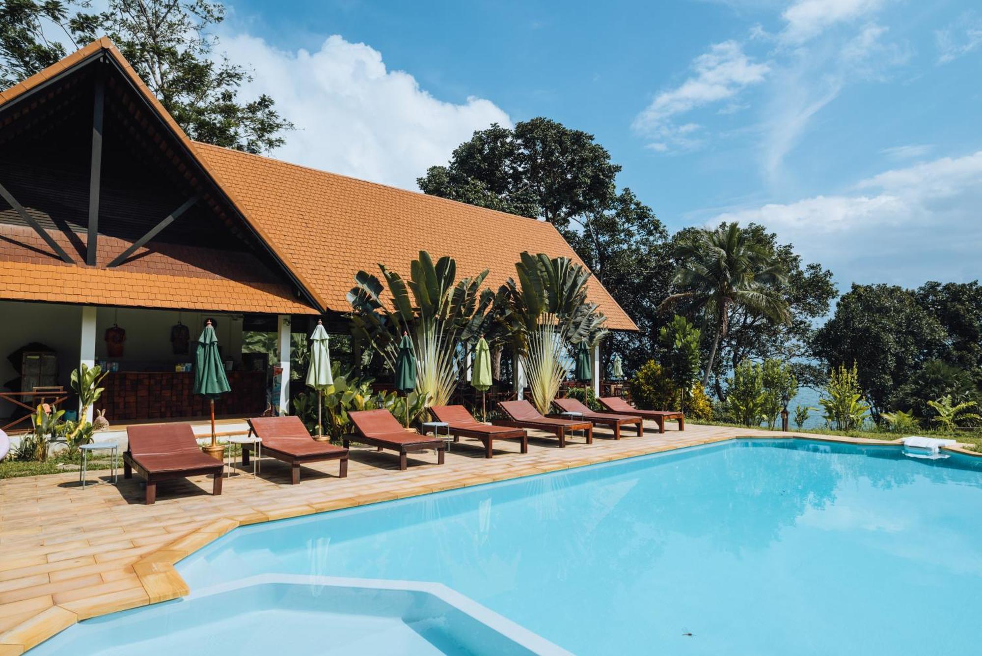 Phayamas Private Beach Resort And Island Brew - Adults Only Koh Phayam Luaran gambar