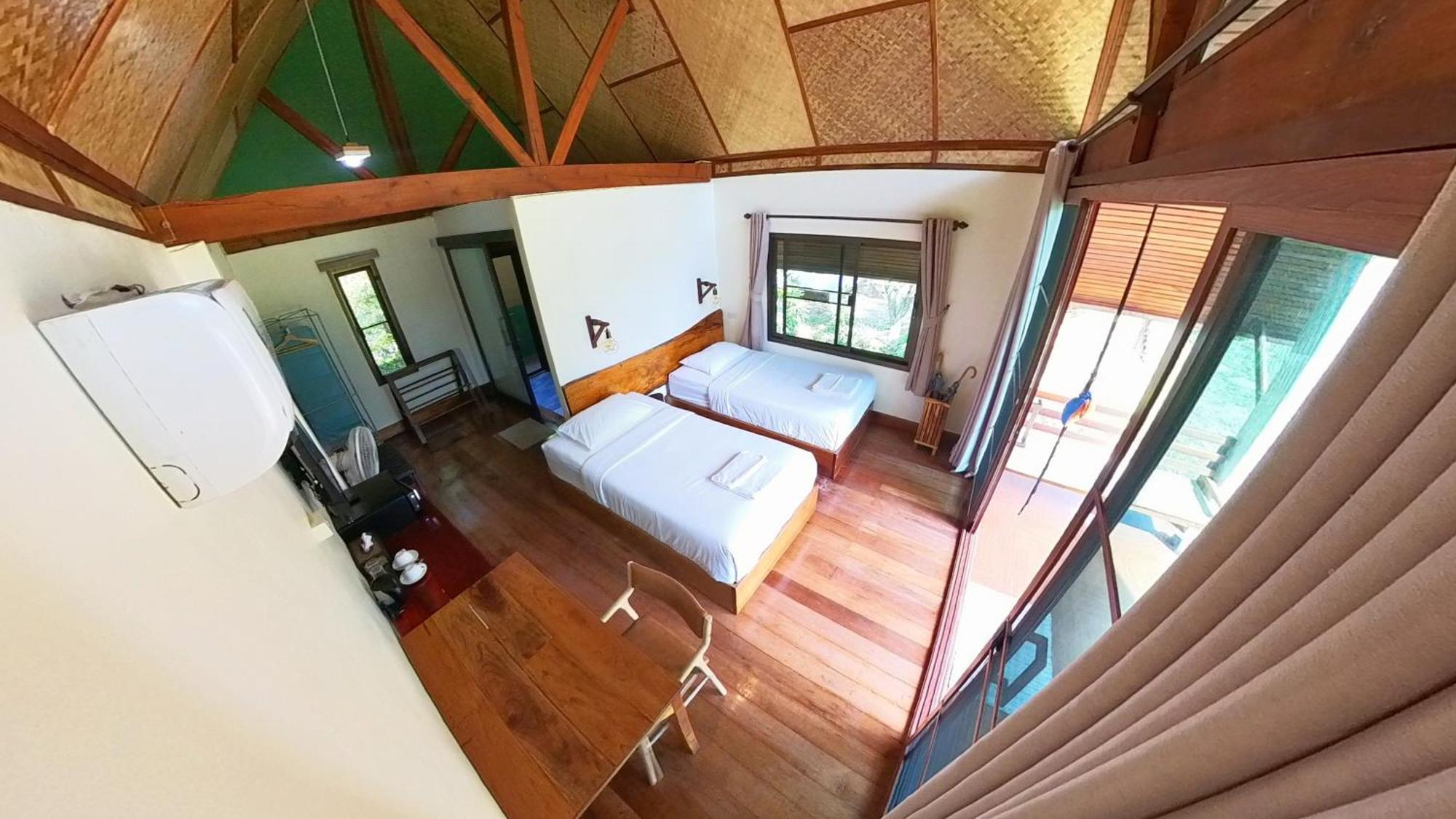 Phayamas Private Beach Resort And Island Brew - Adults Only Koh Phayam Bilik gambar